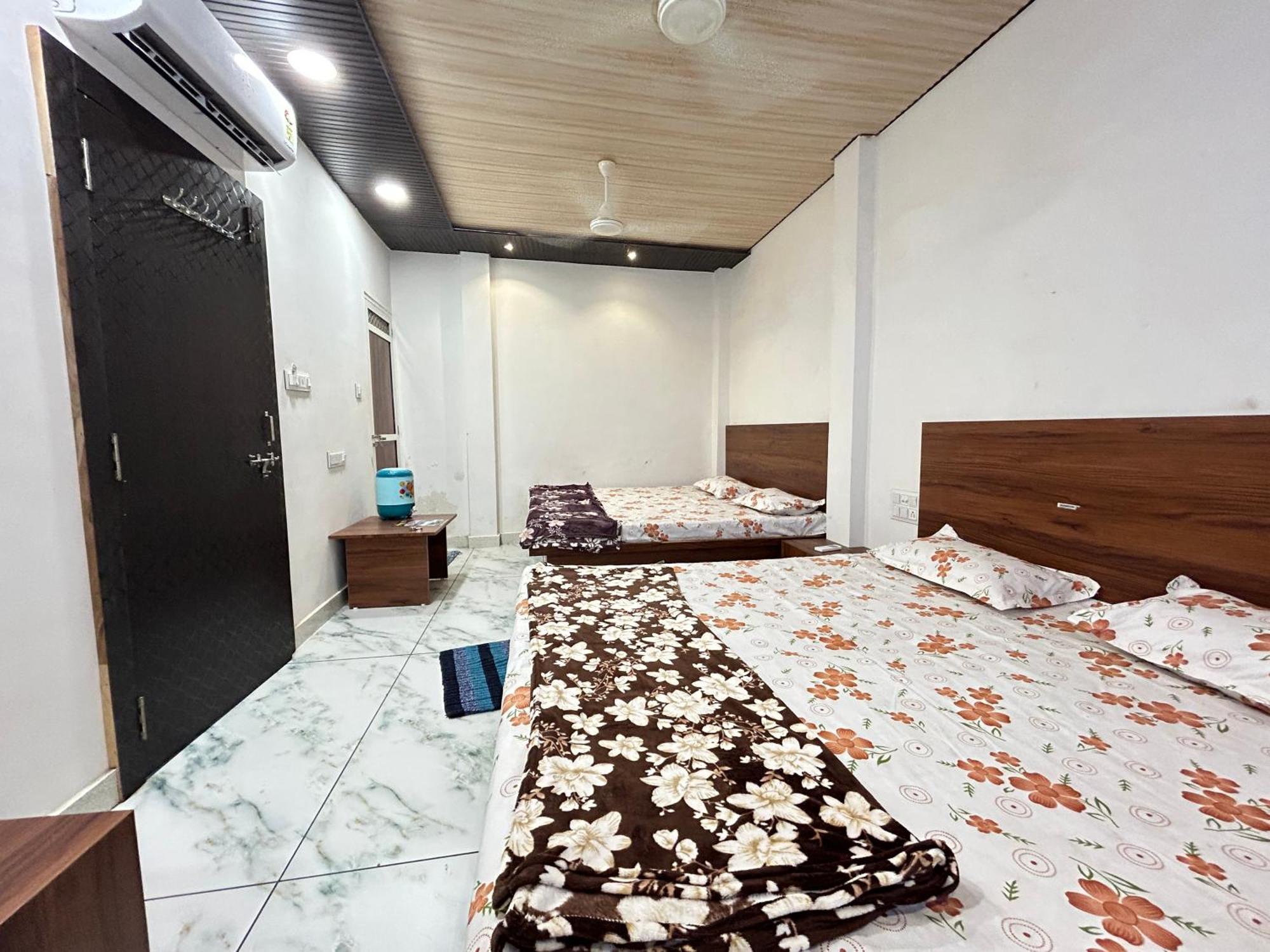 אויאיין Hotel Shree Sidhi Vinayak מראה חיצוני תמונה
