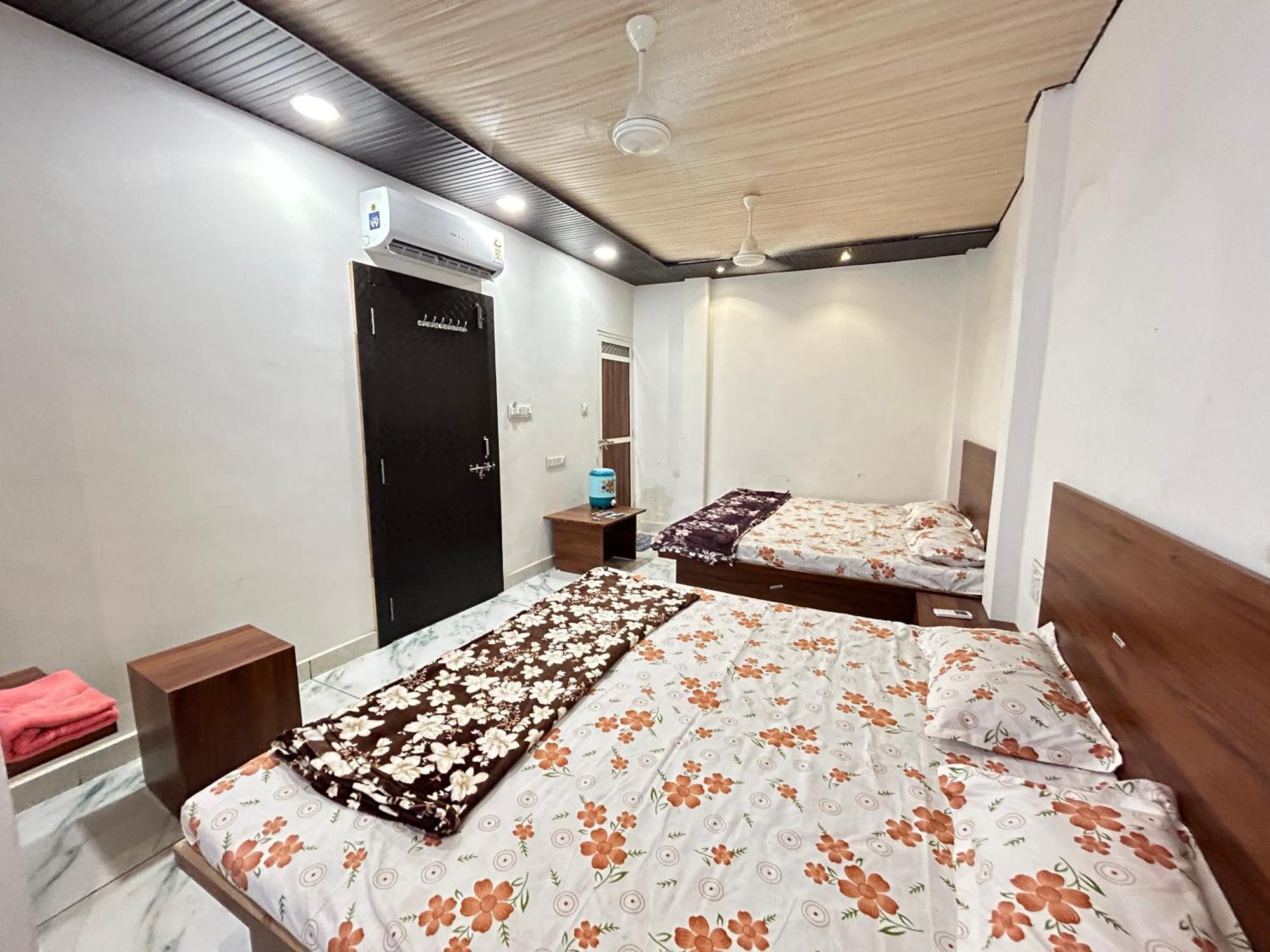 אויאיין Hotel Shree Sidhi Vinayak מראה חיצוני תמונה